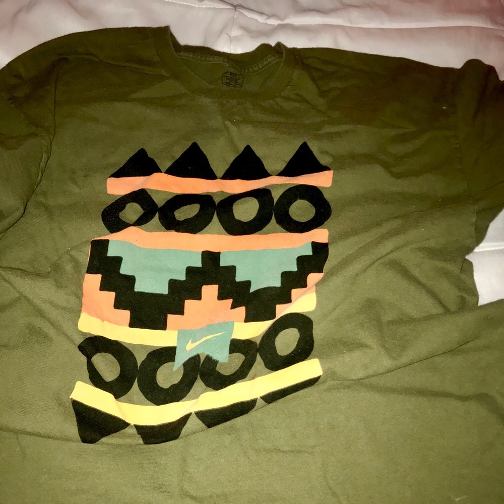 Vintage men’s 90s Nike tee. XL.